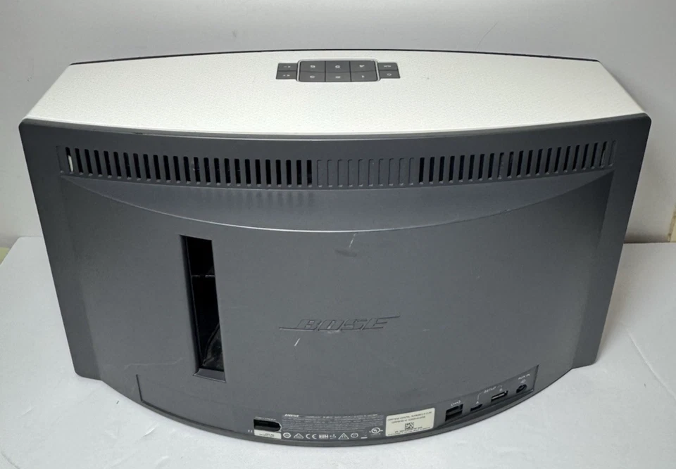 Sistema musicale Wi-Fi Bose SoundTouch 30 modello: 412550 con cavo di alimentazione e telecomando - Immagine 4 di 4