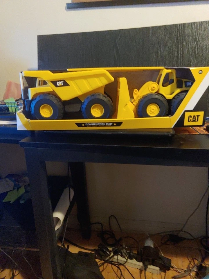 15 Inch CAT Construction Toy Dump Truck Loader Combo Super Sized for Kids - Image 2 of 2