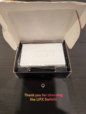 LIFX SMART SWITCH 120V - 60HZ- 1 POLE, RELAY- 4 GANG- WHITE GLOSS (31D)