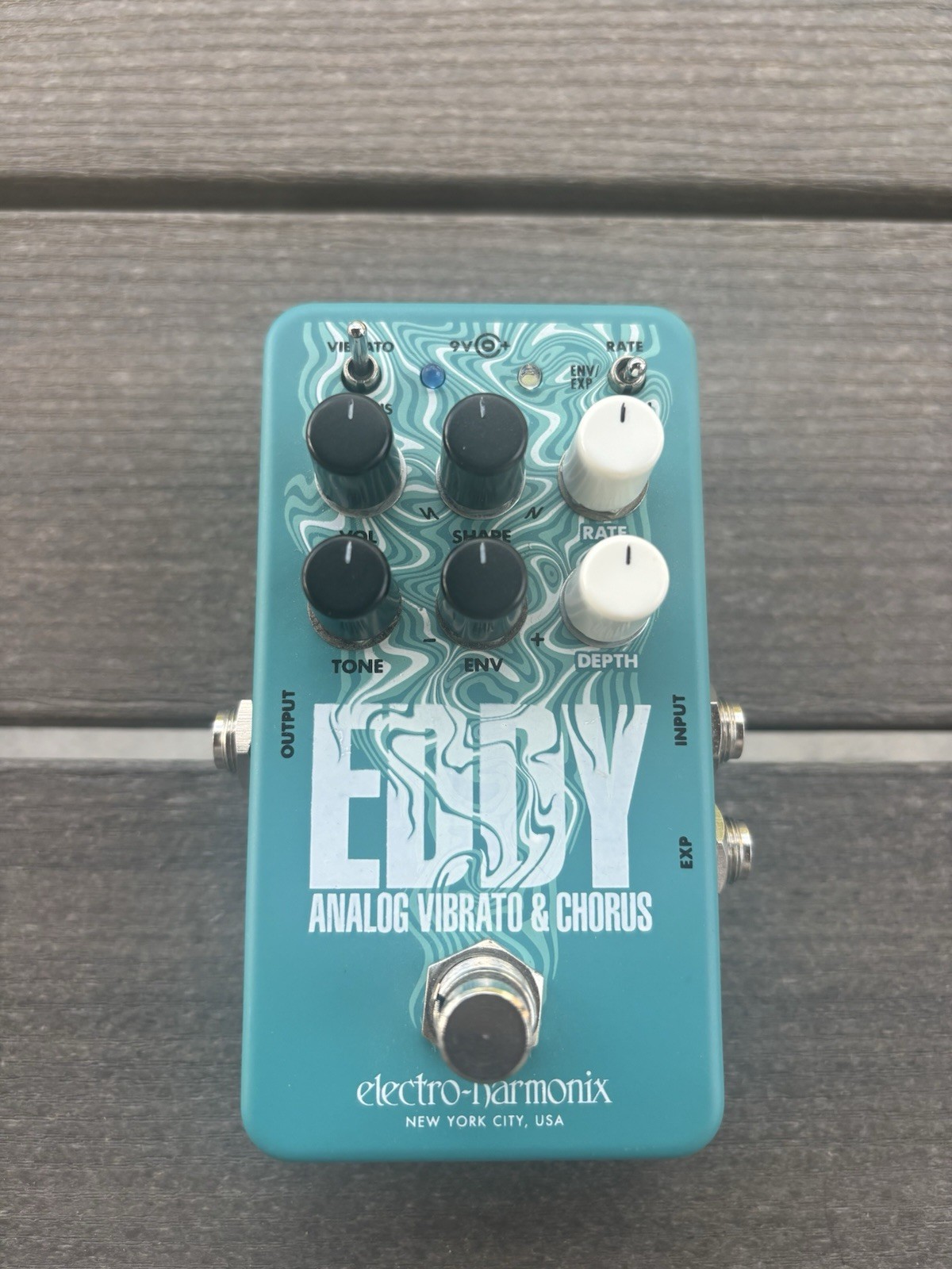 Electro-Harmonix Eddy Analog Chorus Vibrato Guitar Pedal Box Included