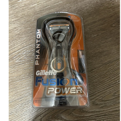 Gillette Fusion Power Phantom Men s 5-Blade Cartridge Razor + 1 Cartridge