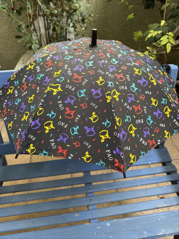 FAO SCHWARTZ Children’s Sized Small Umbrella With Rocking Horses Logo Vintage