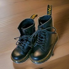 Dr Martens Toddler Kids Size 7 US Black Leather Boots Zavalat Zip Side Unisex AW
