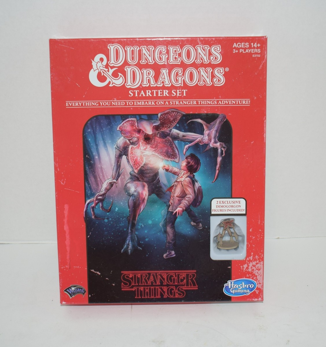 STRANGER THINGS ダンジョンズ&ドラゴンズ ロールプレイングゲーム Amazon.co.jp: (ハズブロゲーミング) Hasbro Gaming 『Stranger Things