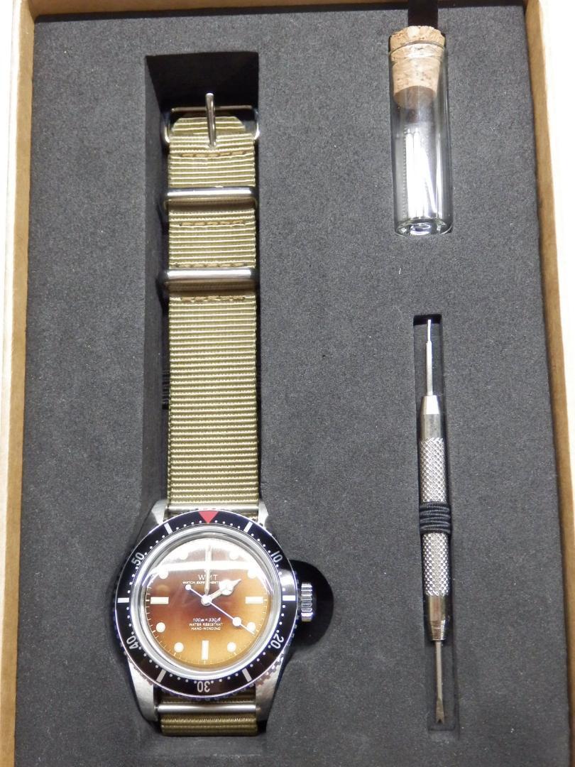 WMT Sea Diver Automatic Watch 37mm Vintage Style Black Dial WMT Sea Diver Automatic Watch 37mm Vintage Style Black Dial