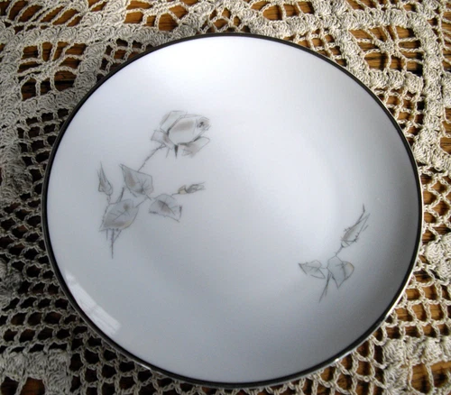 Vintage Hutschenreuther Selb Gray Rose Bavaria Germany PASCO  6" Plate ~