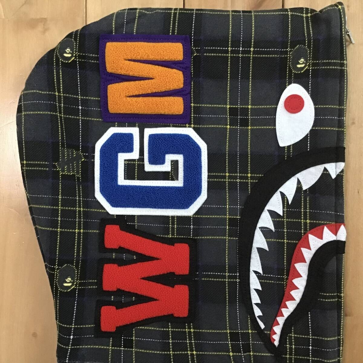 BAPE × Undefeated Check Shark full zip Hoodie A Bathing Ape Size M