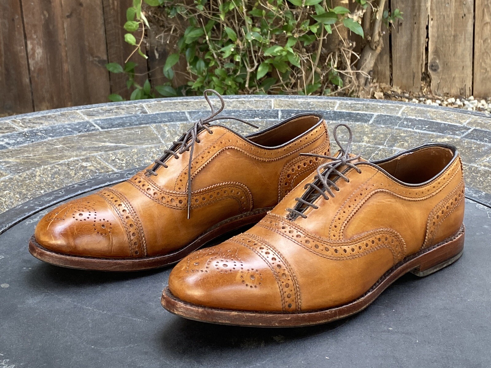 Allen Edmonds 