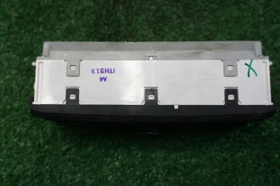2012 HONDA PILOT AC Control OEM 24206210008 - Image 2 of 4