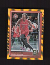 2025 Donruss WNBA #52 Tina Charles Holo Gold Laser #/10