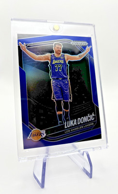 LUKA DONCIC 2024-25 PANINI PRIZM BLACK BASKETBALL BLUE LAKERS /199  SSP