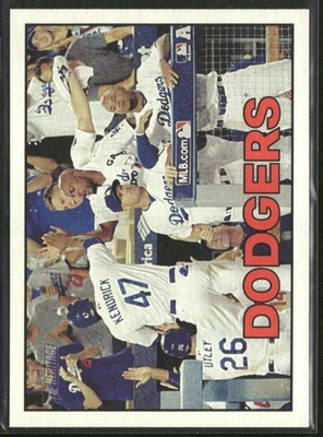 2016 Topps Heritage #368 Los Angeles Dodgers 2H