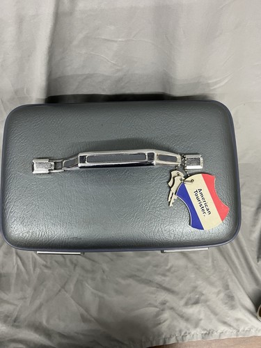 Vintage American Tourister Luggage Cosmetic Hard Train Case Blue Gray Keys - Picture 9 of 15
