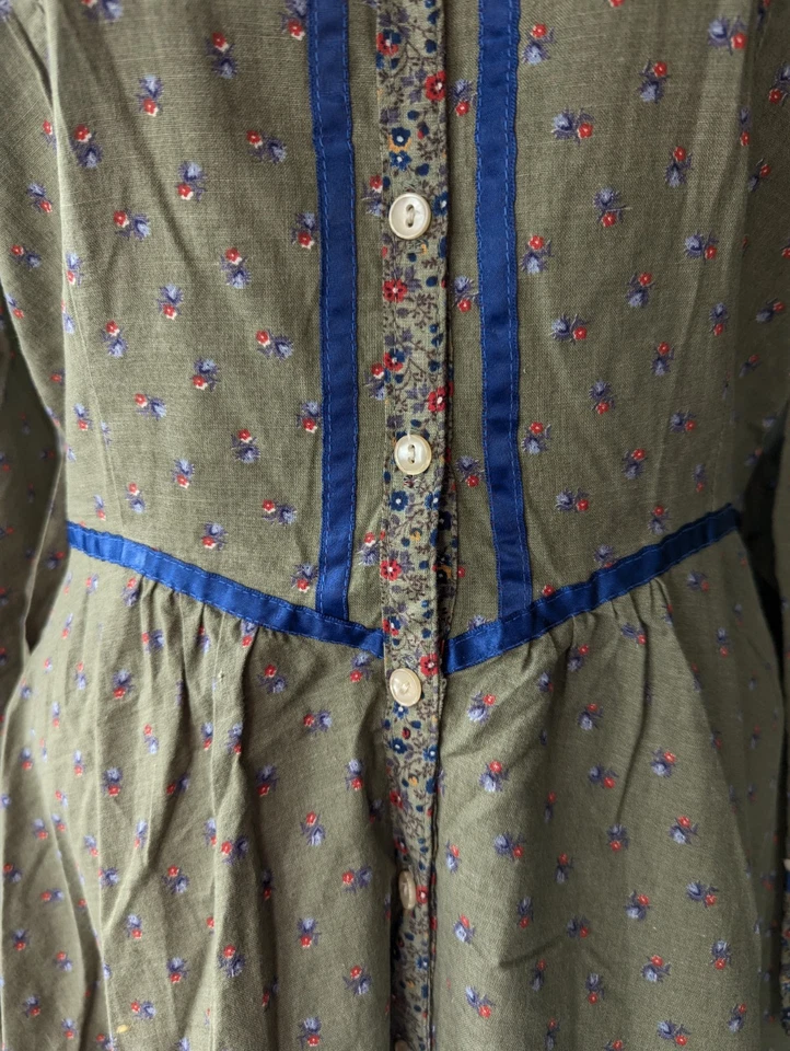 Vestido De Colección Años 70 Eber San Francisco Floral Pradera Talla 11 Verde Oliva Cottage Romance Foto 4 de 4