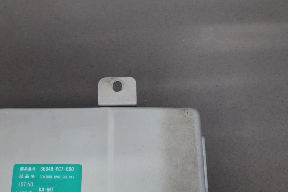 Módulo de control de válvula solenoide Honda Prelude 1985 OEM Foto 3 de 4