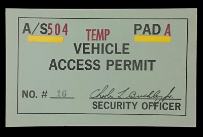 APOLLO 9 A/S 504 NASA TEMP VEHICLE ACCESS PERMIT PASS PAD A S/N 16 RARELY KEPT