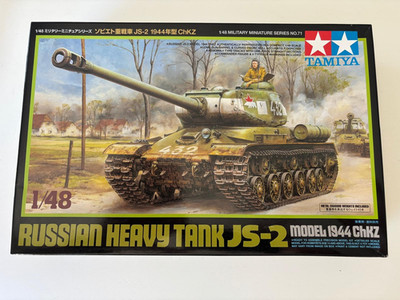 Tamiya Russian Heavy Tank IS2 1:48