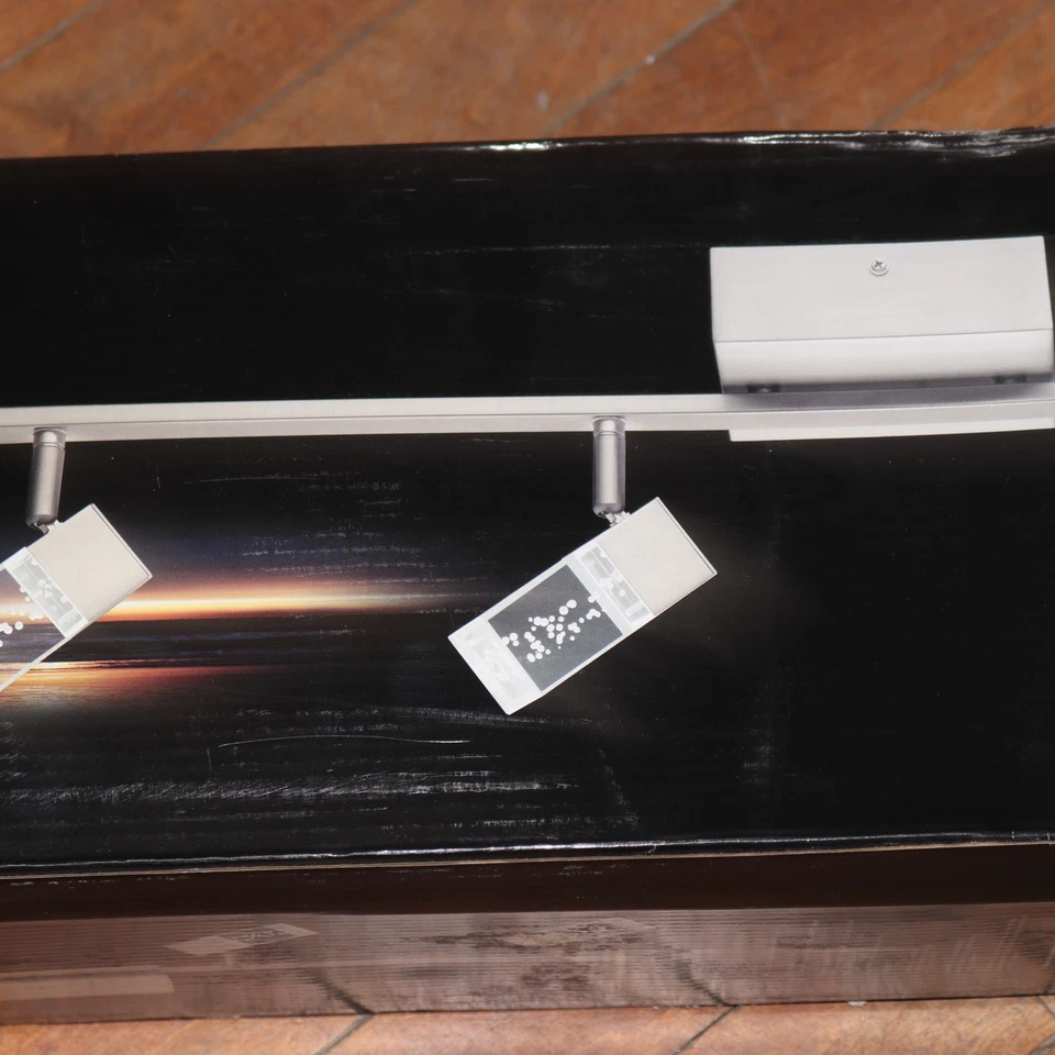 Eglo Cantil Track Light 3-LED Regulable Ajustable Pared y Techo Accesorio 33" Foto 2 de 4