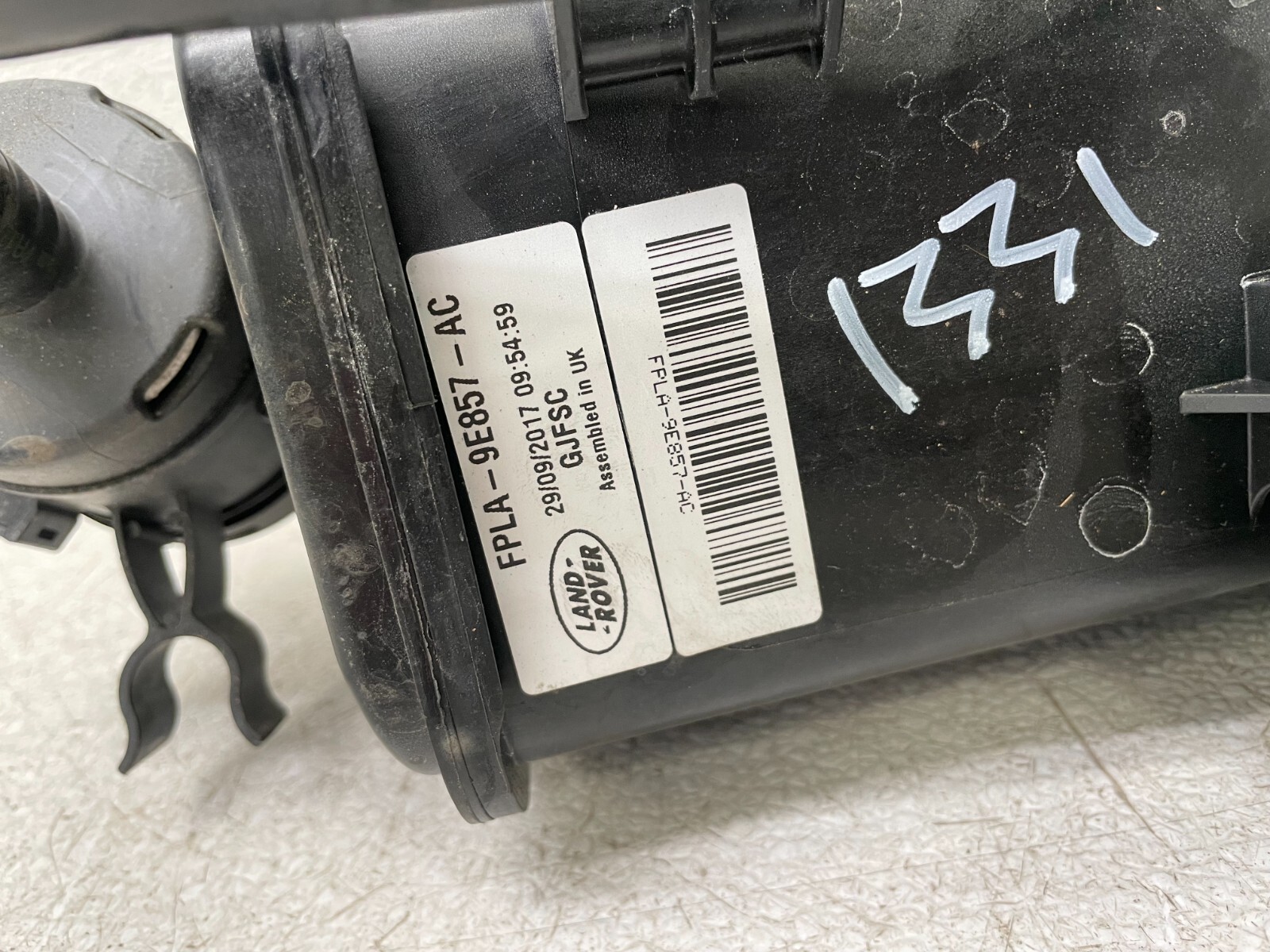 16 17 Land Range Rover L405 Charcoal Vapor Canister 1331 OEM eBay