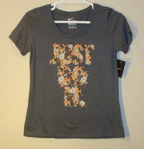 nike t shirts women's just do it