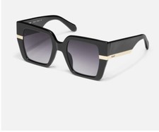 Quay Notorious Black Women  s Sunglasses
