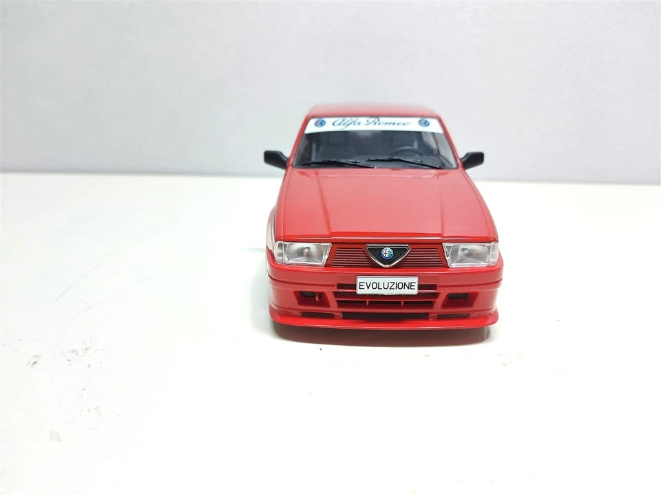 Alfa Romeo 75 Turbo Evoluzione Tuning Rosso del 1987 - 1/18 Artigianale base MCG - Immagine 2 di 4