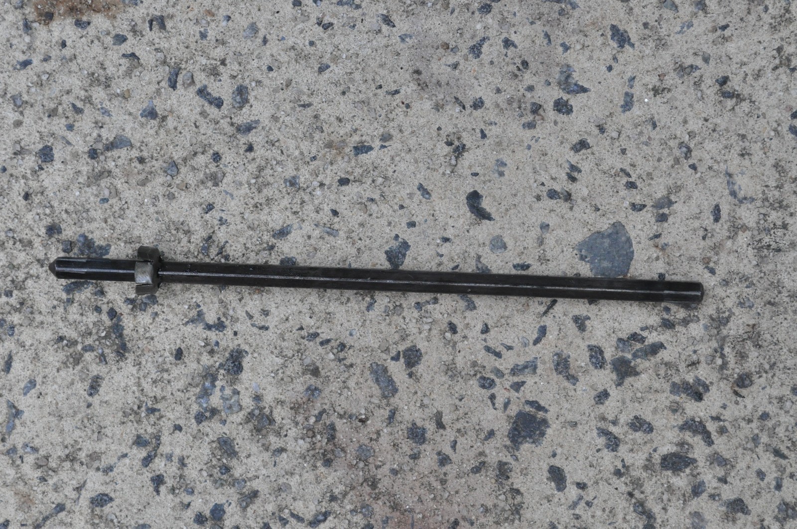 196365 Ford 289 Mustang Oil Pump Standard Volume with Pump Shaft