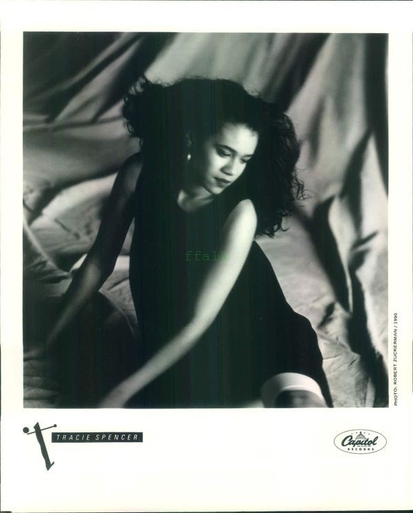 Press Photo: TRACIE SPENCER 8x10 B&W 1990