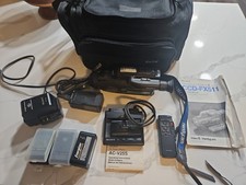 Sony CCD-FX511 Video8 Handycam Camcorder Bundle