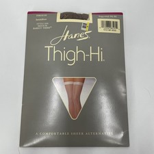 Hanes Thigh-Hi Sheer Nylon Stockings Sandalfoot Sz Med Barely There 606 Vintage