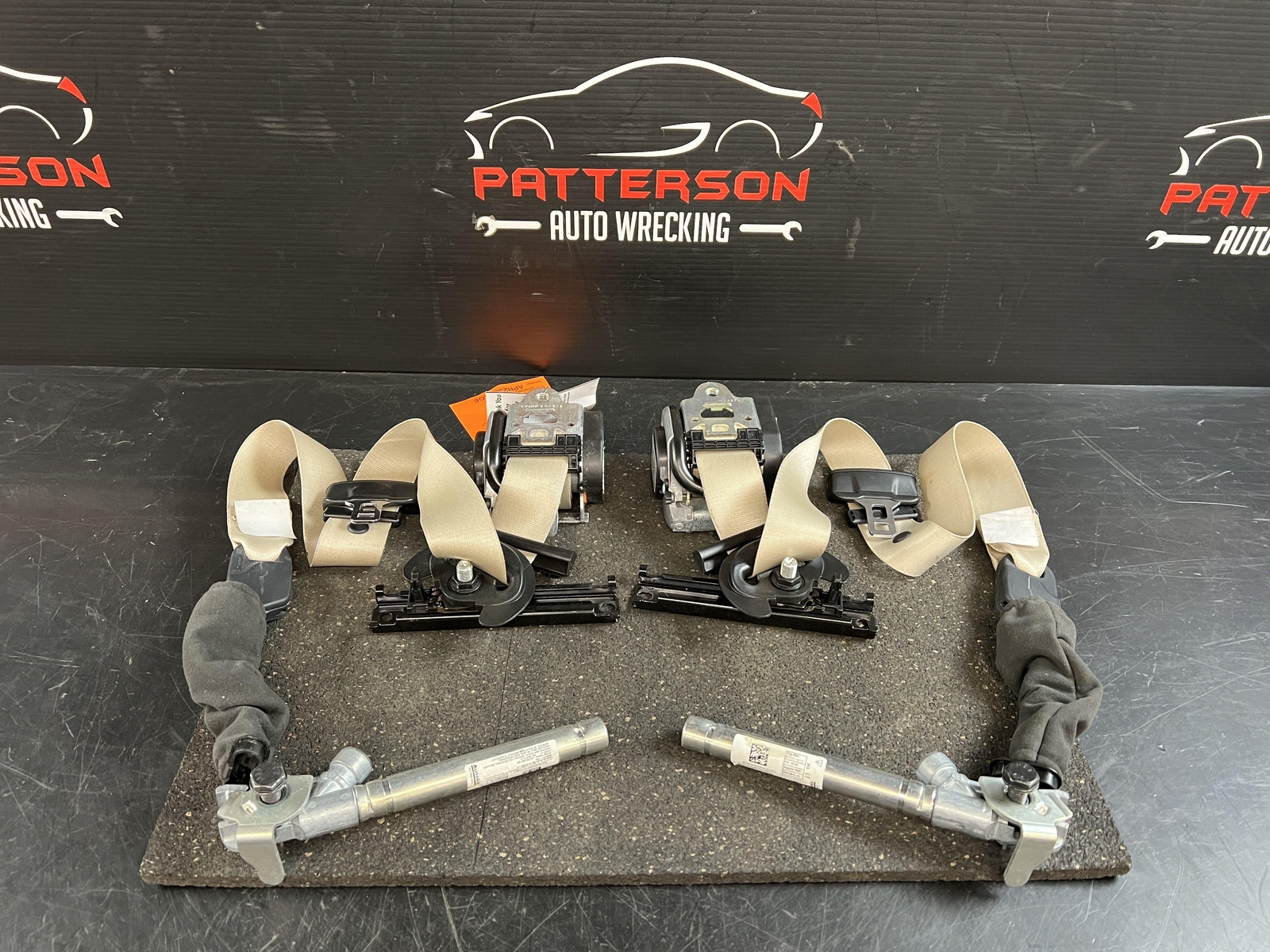 14-17 MASERATI GHIBLI FRONT LEFT & RIGHT SAFETY SEATBELT RETRACTORS