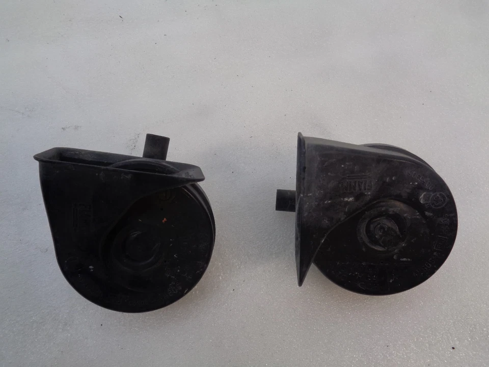 2002-2005 BMW 745Li E65 Low & High Pitch Tone Horn Set OEM LK80738 - Image 2 of 4