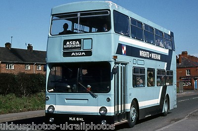 Wrights, Wrexham MLK614L Wrexham Bus Foto