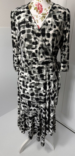 Taking Shape women's wrap dress 3/4 sleeves midi length draped hem Size 12 plus
