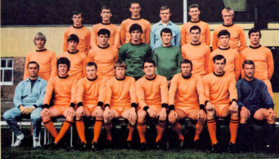 Wolverhampton Team Group Manager Ronnie Allen 1967 Football Club Old Photo