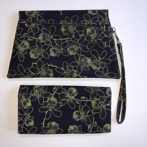 STEM 2-PC Wristlet 10"x6" & Wallet 8"x4" Magnetic-Close Purple w/Green-Floral - Picture 12 of 12
