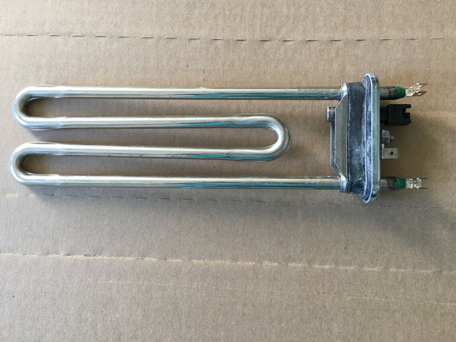 Résistance 3792301305 Electrolux Ikea 1950W pour boite de lavage lave-linge