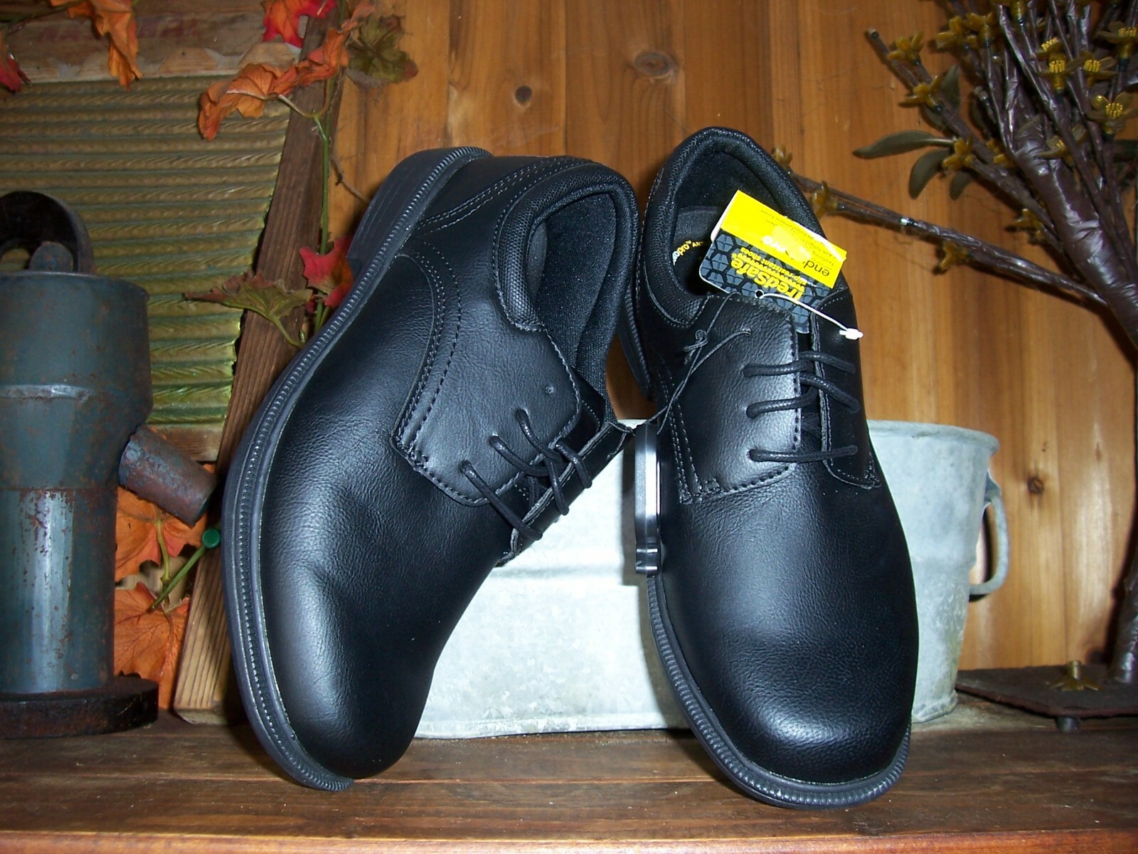 best men's slip resistant work shoes