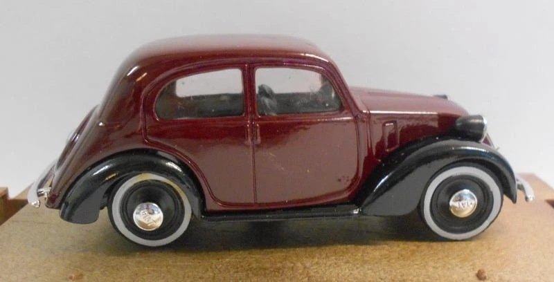 Brumm 1/43 Scale Metal Model - R31 FIAT 50S C BERLINA 1100 HP 32 1937-1939 - Image 3 of 4