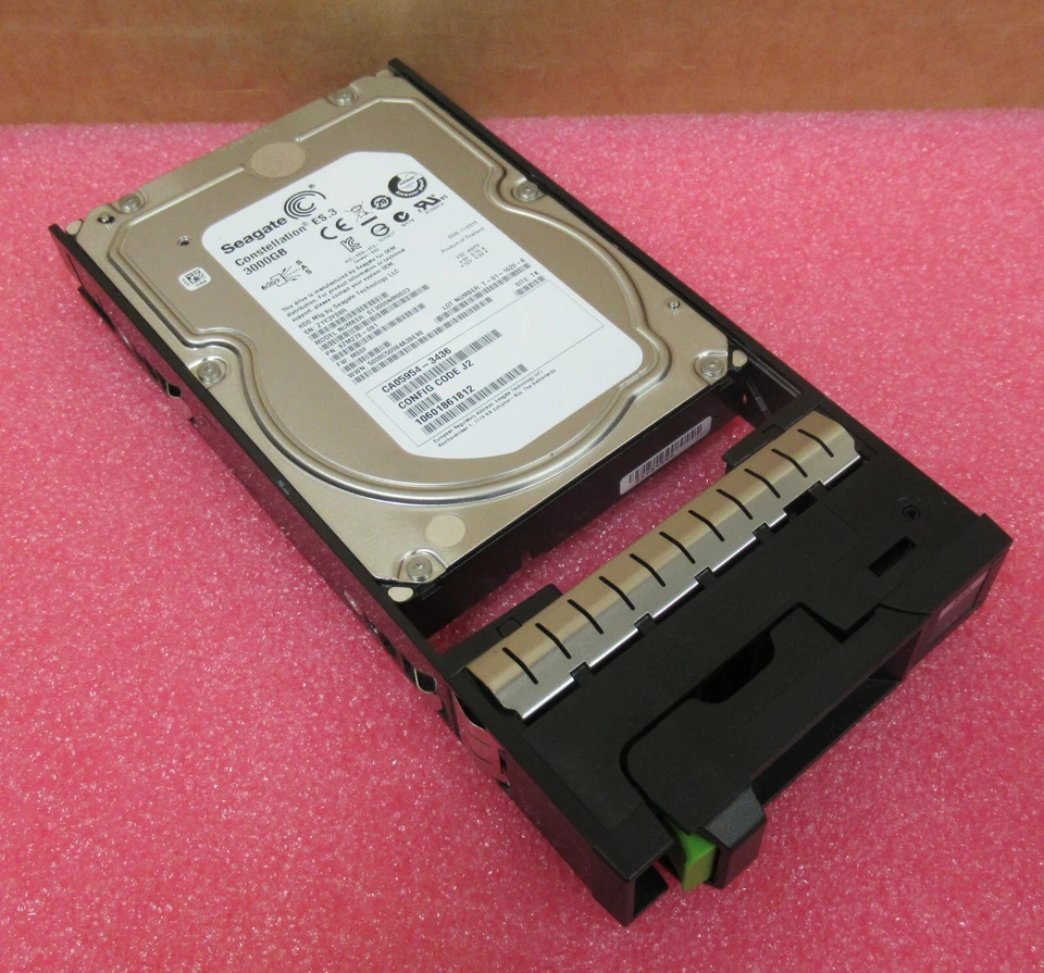 Fujitsu SAS HDD Festplatte 3TB 7,2k SAS 6G LFF ETERNUS DX80 90 S2  CA07339-E073 - Image 4 of 4