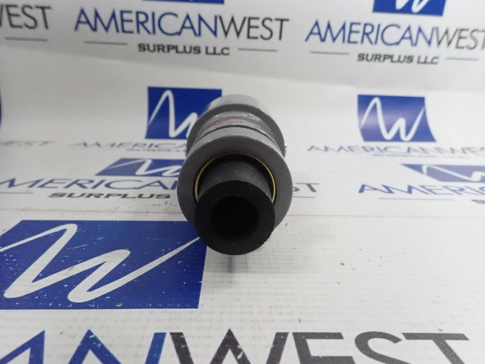 T&B RUSSELLSTOLL 3933 POWER CONNECTOR 20A 600V 30A 250V - Image 3 of 4