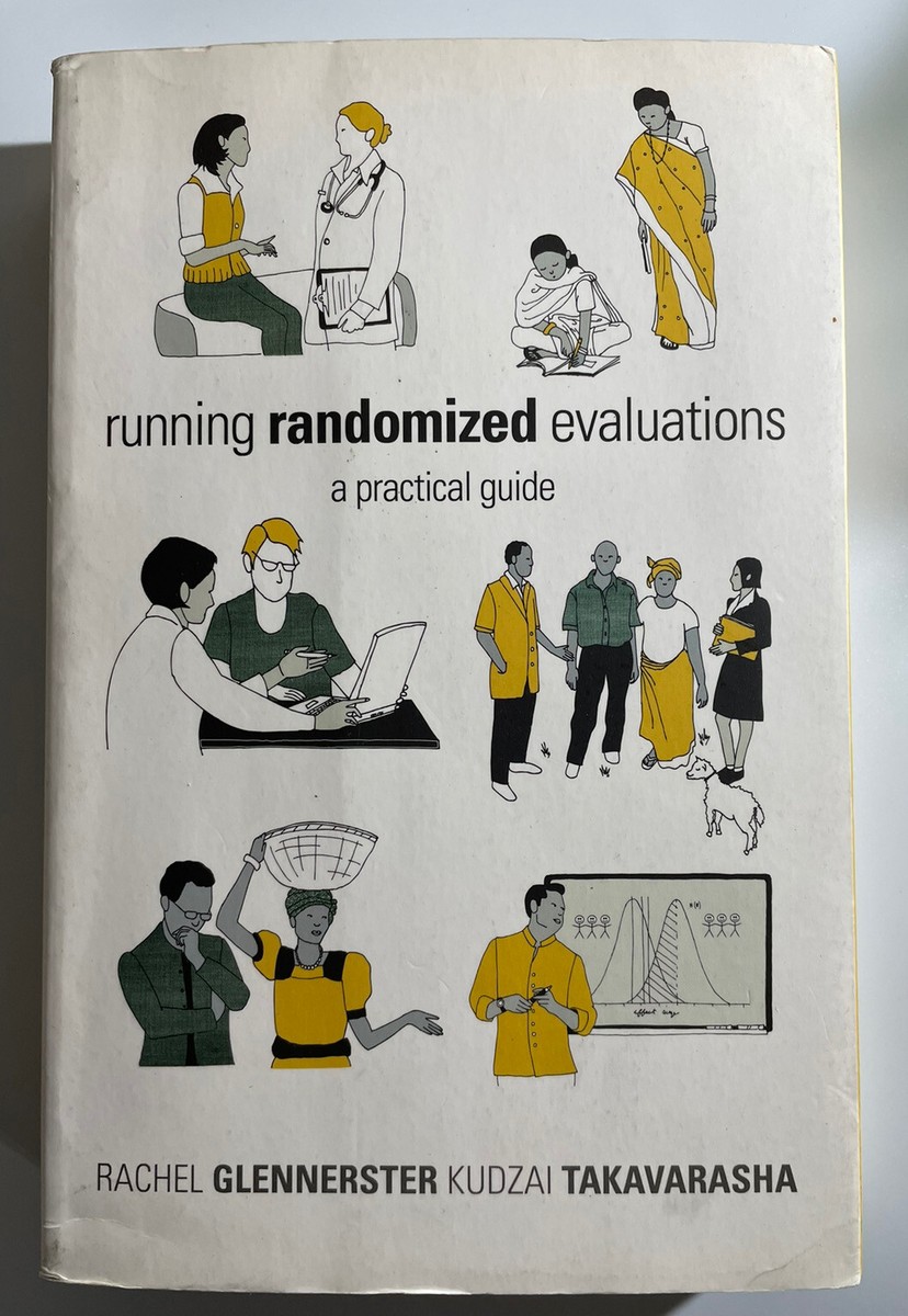 激安通販の Running Randomized Evaluations : A Practical Guide by Kudzai 洋書