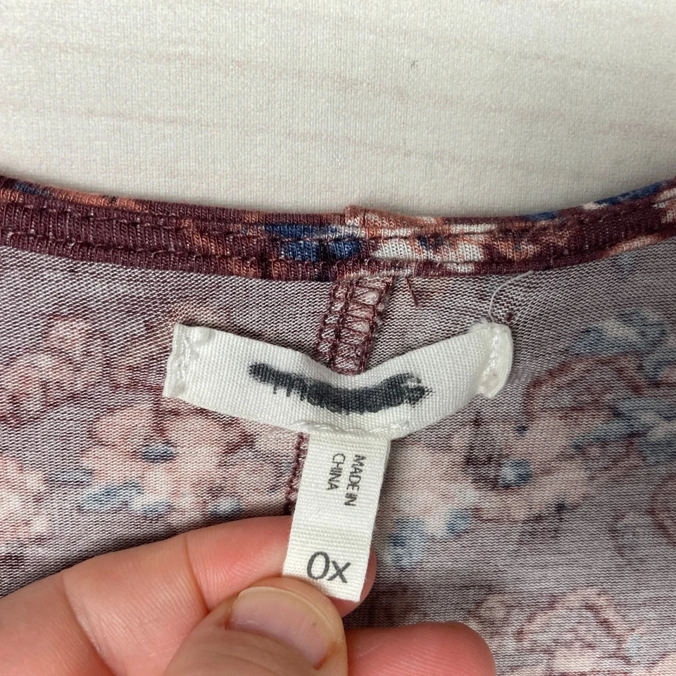 Maurices Top Womens 0X Red Floral T-Shirt Scoop Neck Long Sleeve Jersey Knit - Image 3 of 4