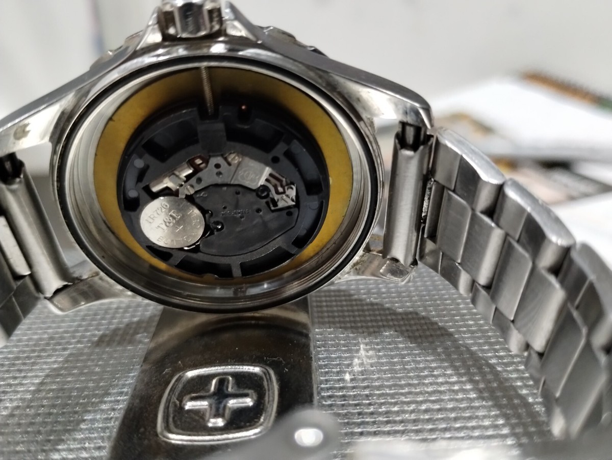 SWISS MILITARY Men's 40mm VTG Quartz Watch WR200 7217X DOES
