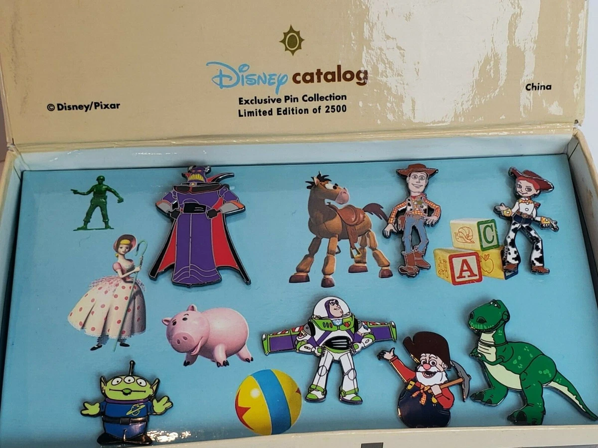 Disney Trading Pins 17729 Disney Catalog - Toy Story 2 Andy's Toy Box Boxed  Set (7 Pins)