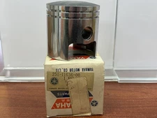 NEW NOS GENUINE YAMAHA Part# 251-11636-00 PISTON 2 O/S .50 CT1