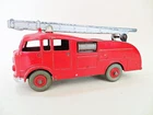 DINKY 555 'COMMER FIRE ENGINE' RED. ORIGINAL. VINTAGE. COMPLETE