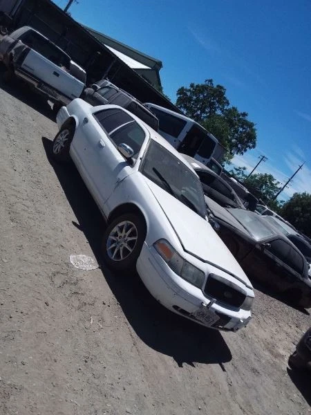 Шасси ECM подвеска за перчаточный ящик подходит 98-02 CROWN VICTORIA 25389895 - Изображение 2 из 4