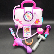 Doc McStuffins Doctor Bag Kit 8 Pieces Sound Stethoscope ID Card