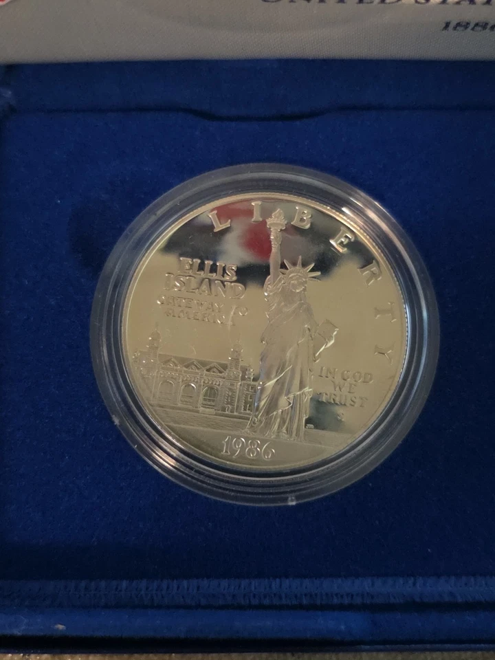 United States 🇺🇸 Liberty Proof Coins 1886-1986 S Silver & Half Dollar 2pc Set - Image 4 of 4